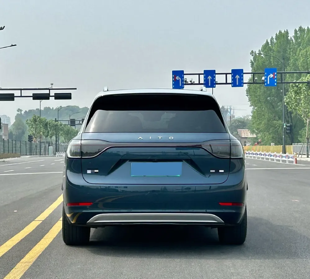 2024 AITO AITO M9 1.5T 152HP L4 REEV 42KWH,autocango,china used car exporter,china ev exporter,chinese used car exporter,chinese used ev exporter