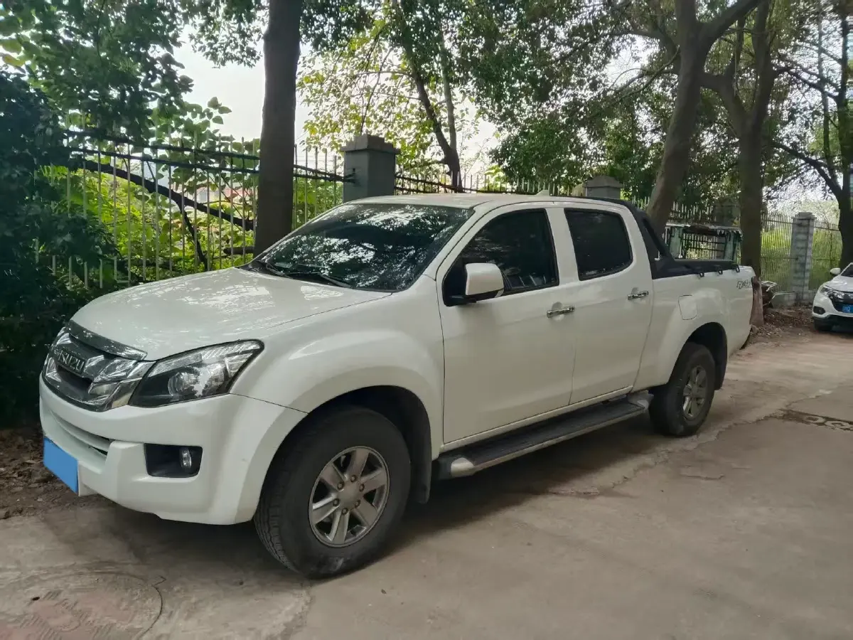 2020 Isuzu LingTuo 2.5T 150HP L4 6AT