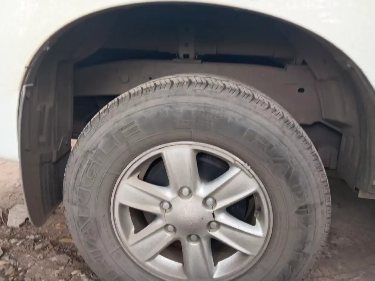 2020 Isuzu LingTuo 2.5T 150HP L4 6AT,autocango,china used car exporter,china ev exporter,chinese used car exporter,chinese used ev exporter