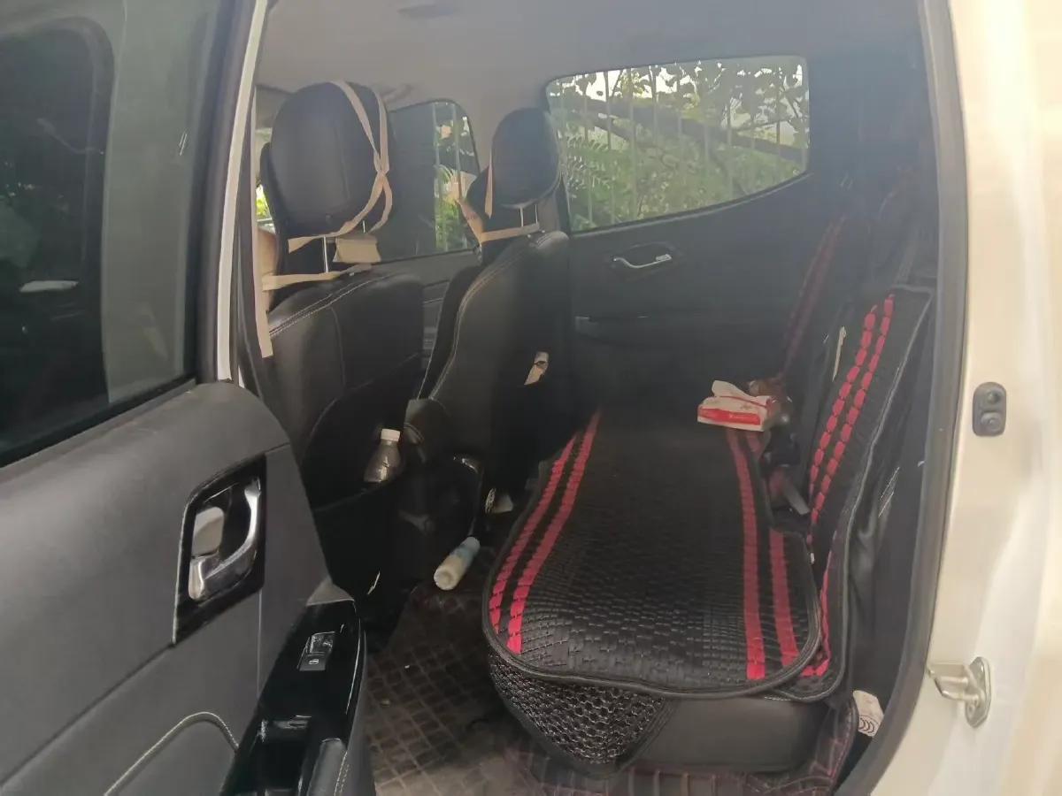 2020 Isuzu LingTuo 2.5T 150HP L4 6AT,autocango,china used car exporter,china ev exporter,chinese used car exporter,chinese used ev exporter