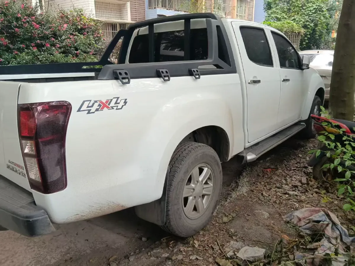 2020 Isuzu LingTuo 2.5T 150HP L4 6AT,autocango,china used car exporter,china ev exporter,chinese used car exporter,chinese used ev exporter