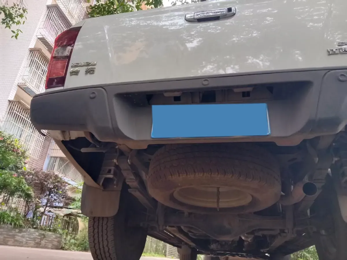 2020 Isuzu LingTuo 2.5T 150HP L4 6AT,autocango,china used car exporter,china ev exporter,chinese used car exporter,chinese used ev exporter