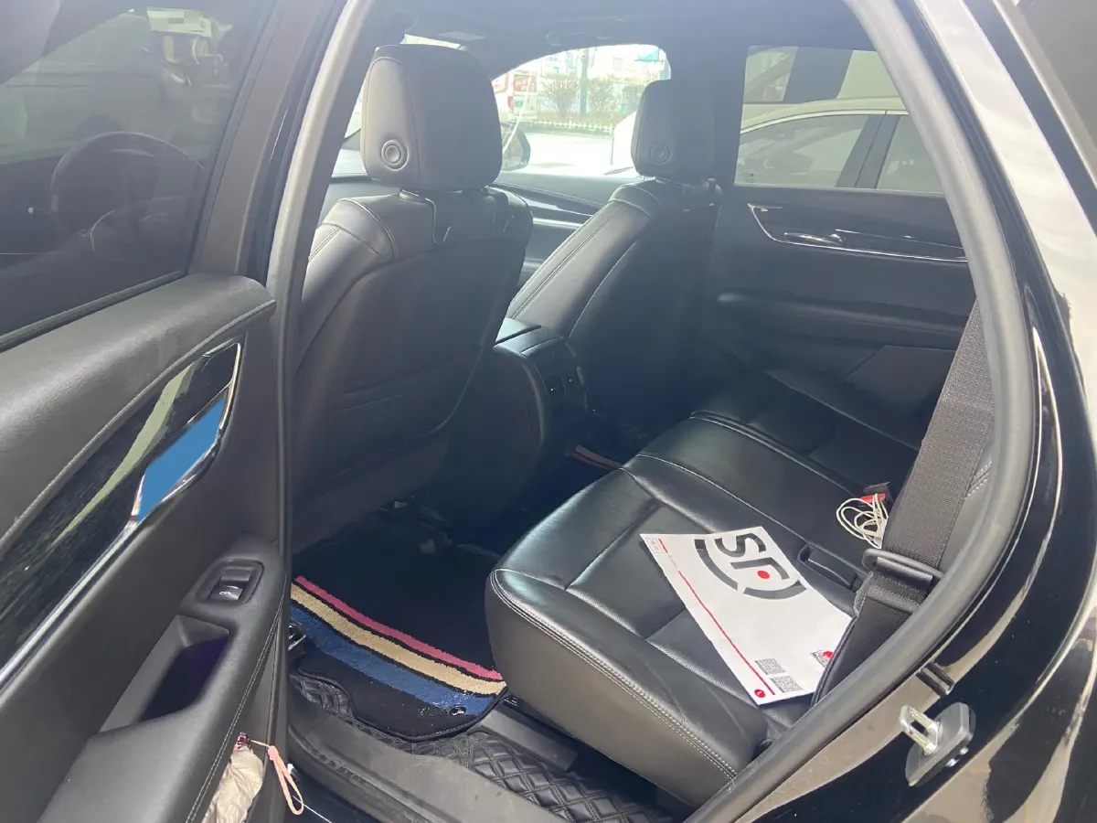 2020 Cadillac XT5 2.0T 237HP L4 9AT,autocango,china used car exporter,china ev exporter,chinese used car exporter,chinese used ev exporter