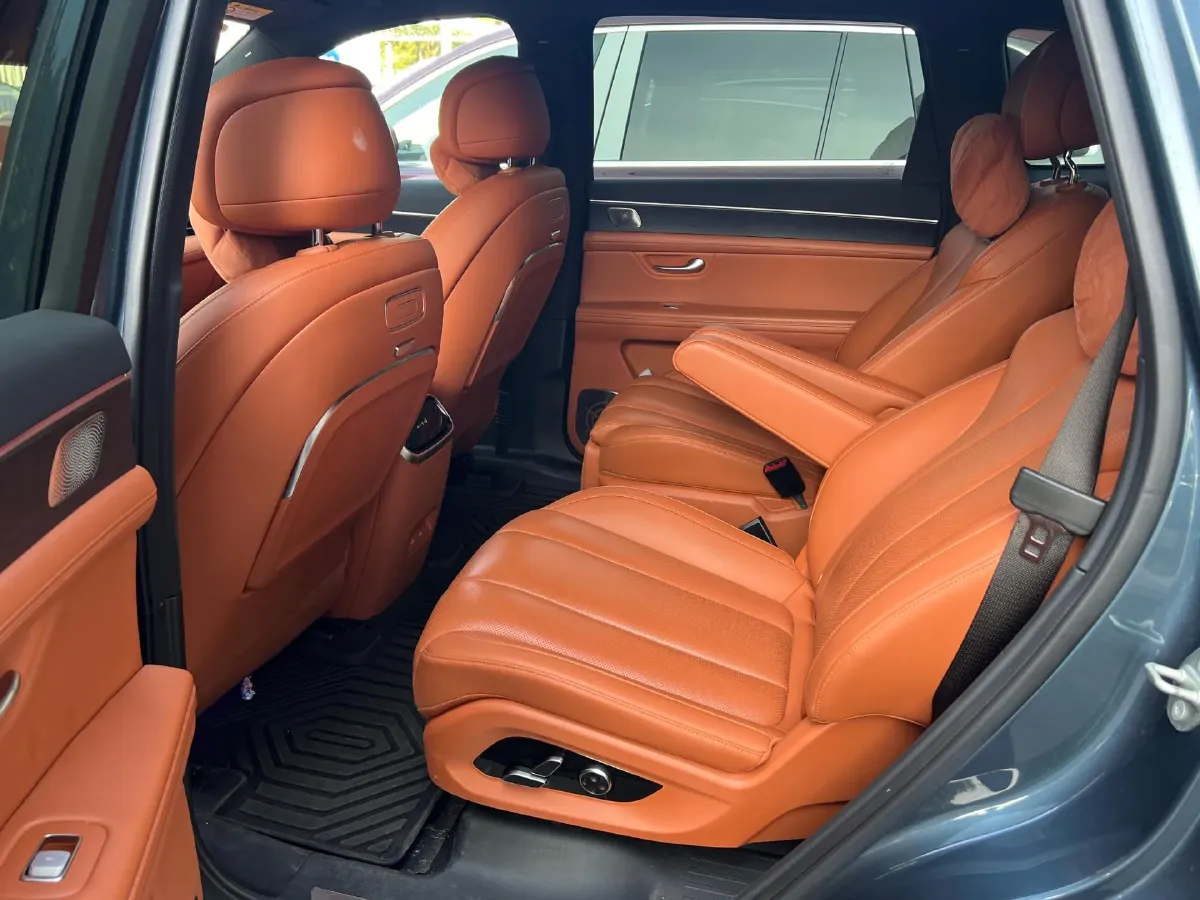 2024 AITO AITO M7 1.5T 152HP L4 REEV 40KWH,autocango,china used car exporter,china ev exporter,chinese used car exporter,chinese used ev exporter