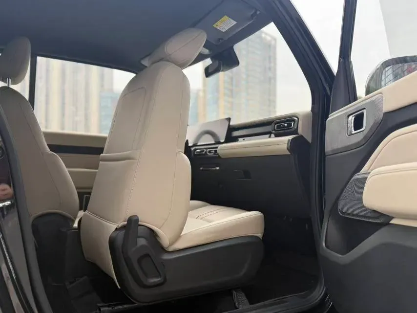 2023 BaoJun Yep BEV 28.1KWH,autocango,china used car exporter,china ev exporter,chinese used car exporter,chinese used ev exporter