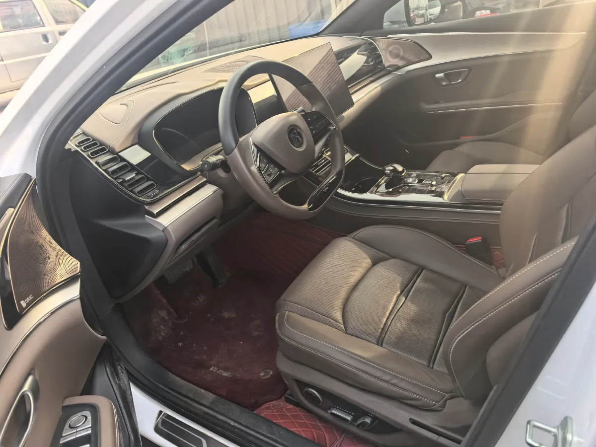 2020 WEY VV7 2.0T 227HP L4 7DCT PHEV,autocango,china used car exporter,china ev exporter,chinese used car exporter,chinese used ev exporter