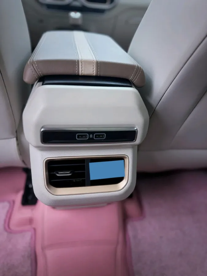 2020 Geely ICON 1.5T 177HP L3 7DCT,autocango,china used car exporter,china ev exporter,chinese used car exporter,chinese used ev exporter