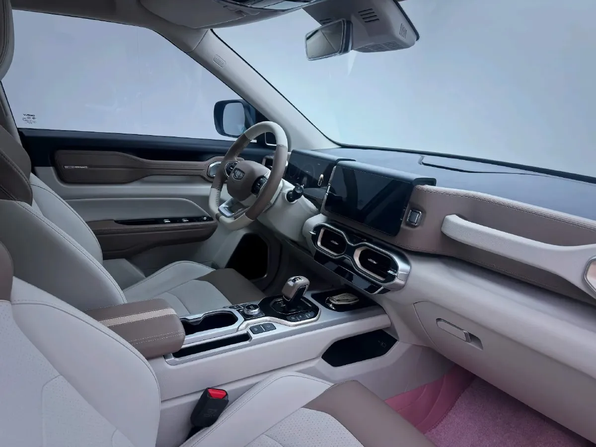 2020 Geely ICON 1.5T 177HP L3 7DCT,autocango,china used car exporter,china ev exporter,chinese used car exporter,chinese used ev exporter