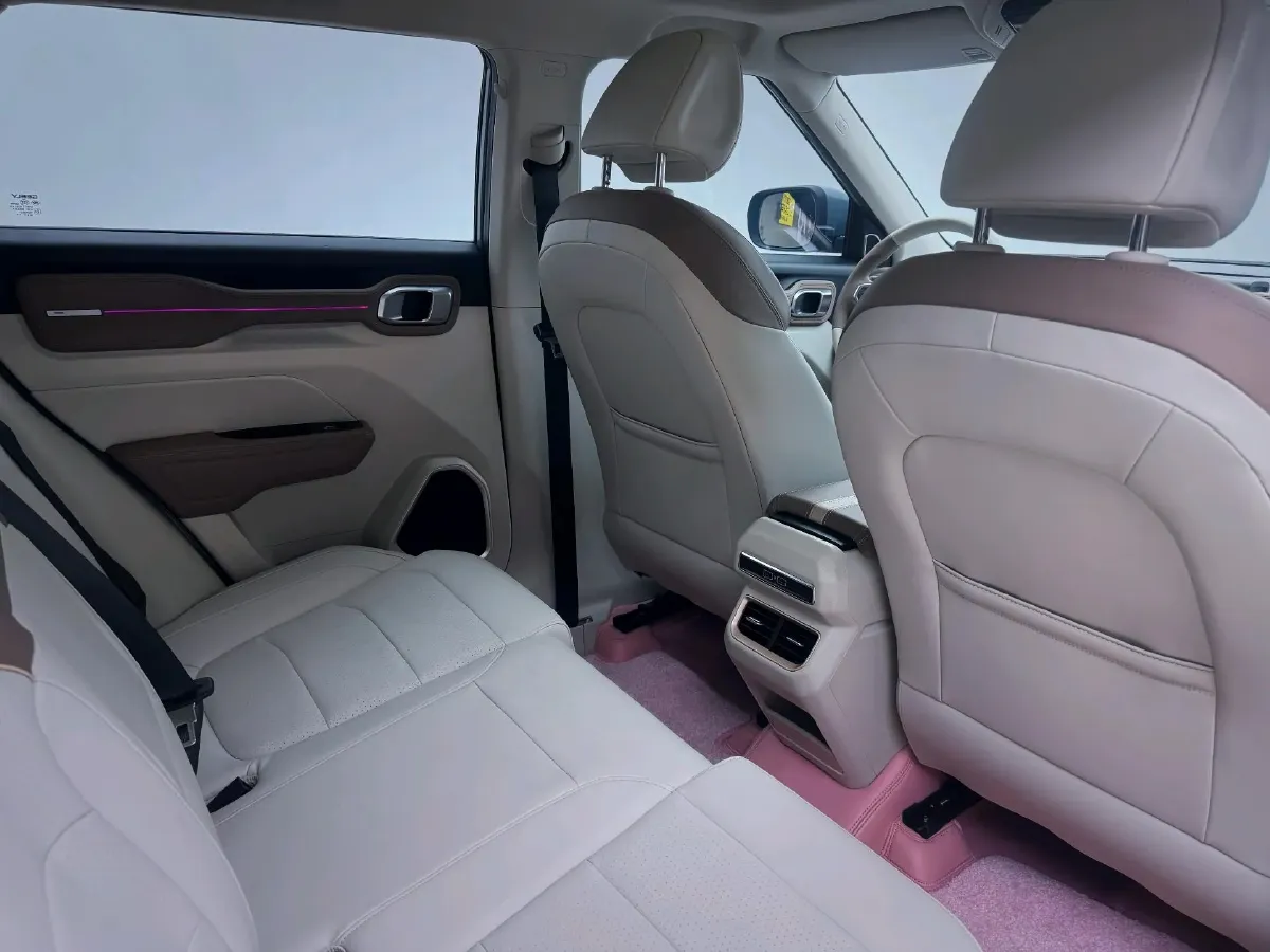 2020 Geely ICON 1.5T 177HP L3 7DCT,autocango,china used car exporter,china ev exporter,chinese used car exporter,chinese used ev exporter