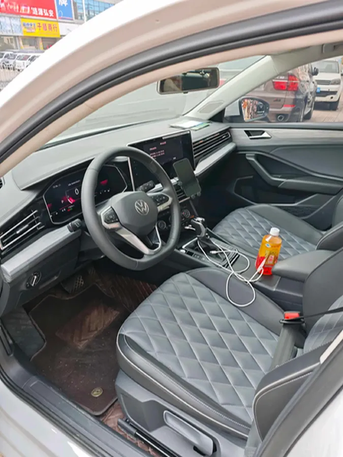 2024 Volkswagen Sagitar 1.5T 160HP L4 7DCT,autocango,china used car exporter,china ev exporter,chinese used car exporter,chinese used ev exporter