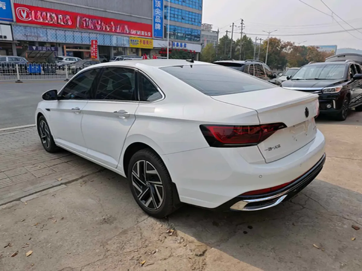 2024 Volkswagen Sagitar 1.5T 160HP L4 7DCT,autocango,china used car exporter,china ev exporter,chinese used car exporter,chinese used ev exporter