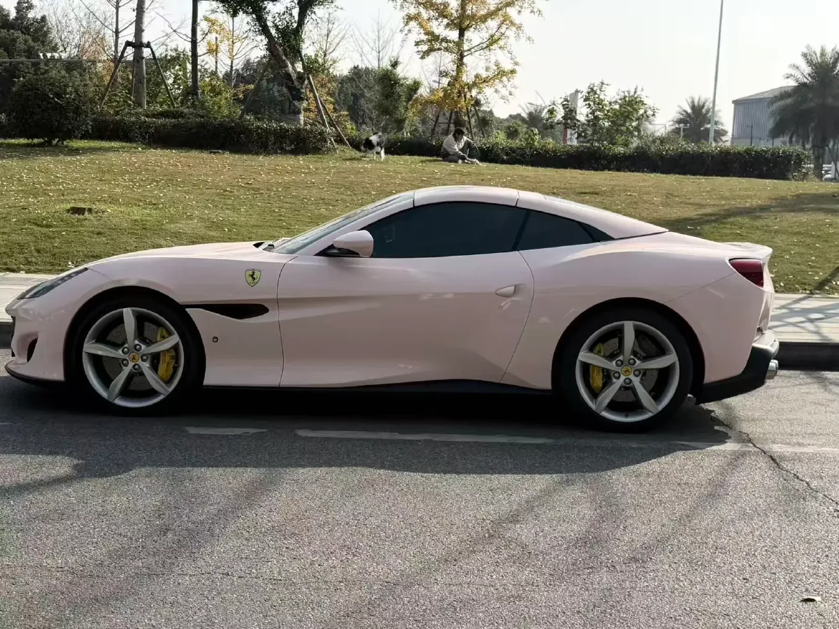 2018 Ferrari Portofino 3.9T 600HP V8 7DCT,autocango,china used car exporter,china ev exporter,chinese used car exporter,chinese used ev exporter