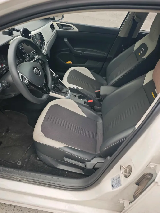 2019 Volkswagen Polo 1.5L 113HP L4 6AT,autocango,china used car exporter,china ev exporter,chinese used car exporter,chinese used ev exporter