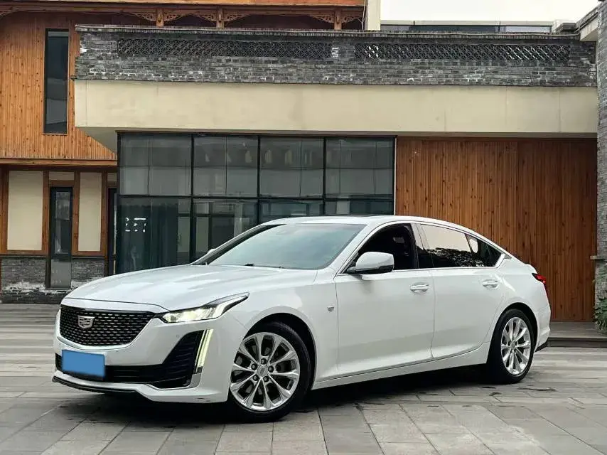 2022 Cadillac CT5 2.0T 237HP L4 10AT 2022 Cadillac CT5 2.0T 237HP L4 10AT