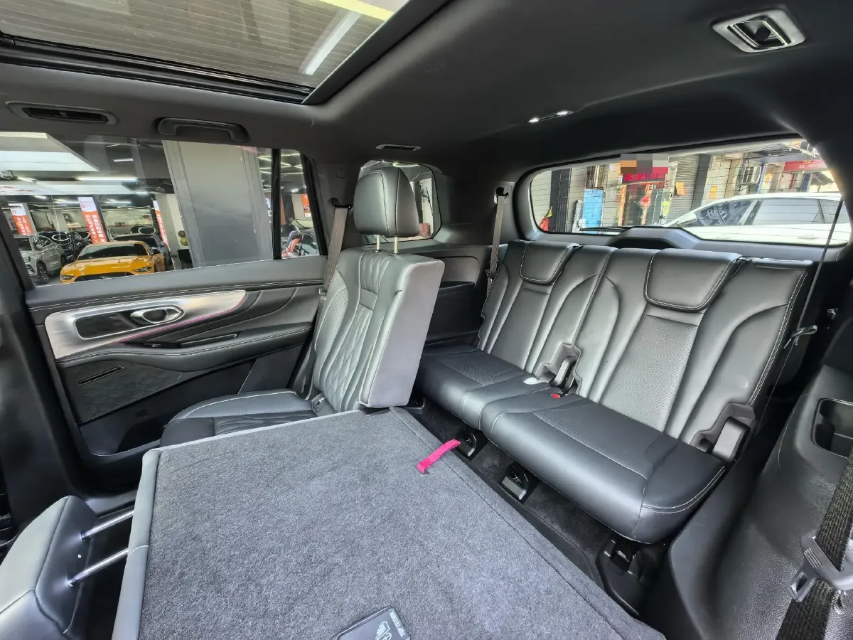 2022 GAC Trumpchi GS8 2.0T 252HP L4 8AT,autocango,china used car exporter,china ev exporter,chinese used car exporter,chinese used ev exporter