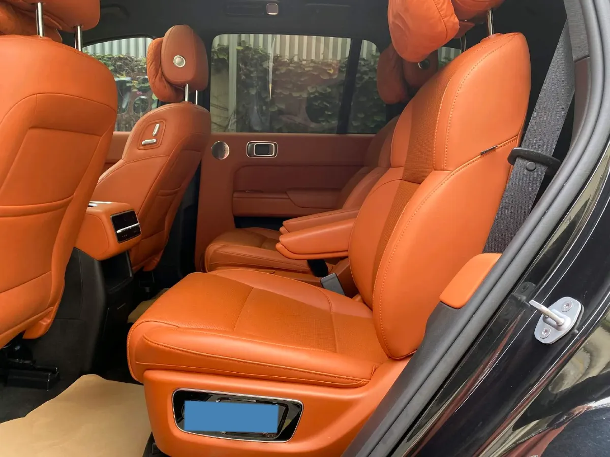 2023 Li L8 Range Extended 154HP REEV 40.9KWH,autocango,china used car exporter,china ev exporter,chinese used car exporter,chinese used ev exporter