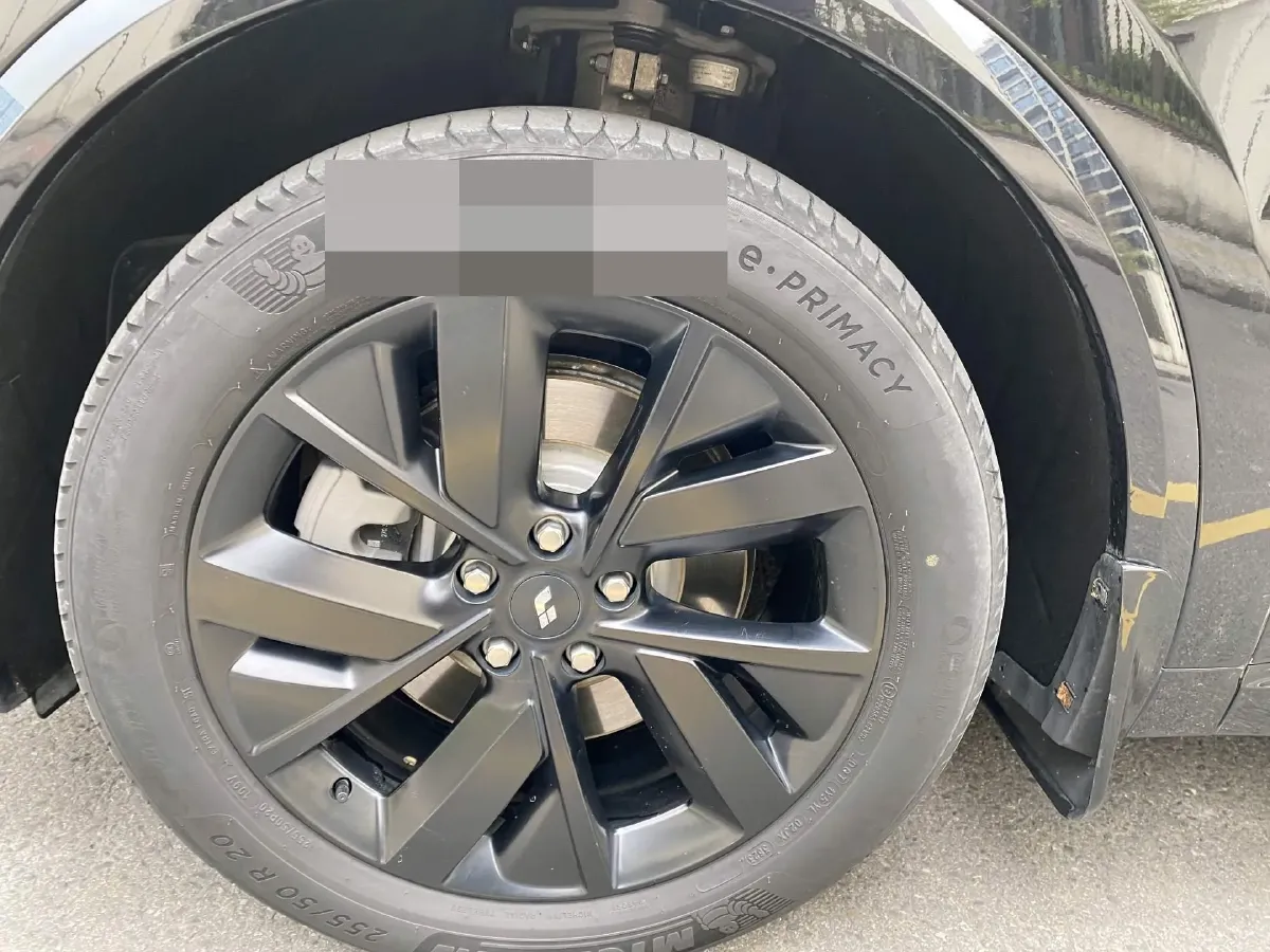 2023 Li L8 Range Extended 154HP REEV 40.9KWH,autocango,china used car exporter,china ev exporter,chinese used car exporter,chinese used ev exporter