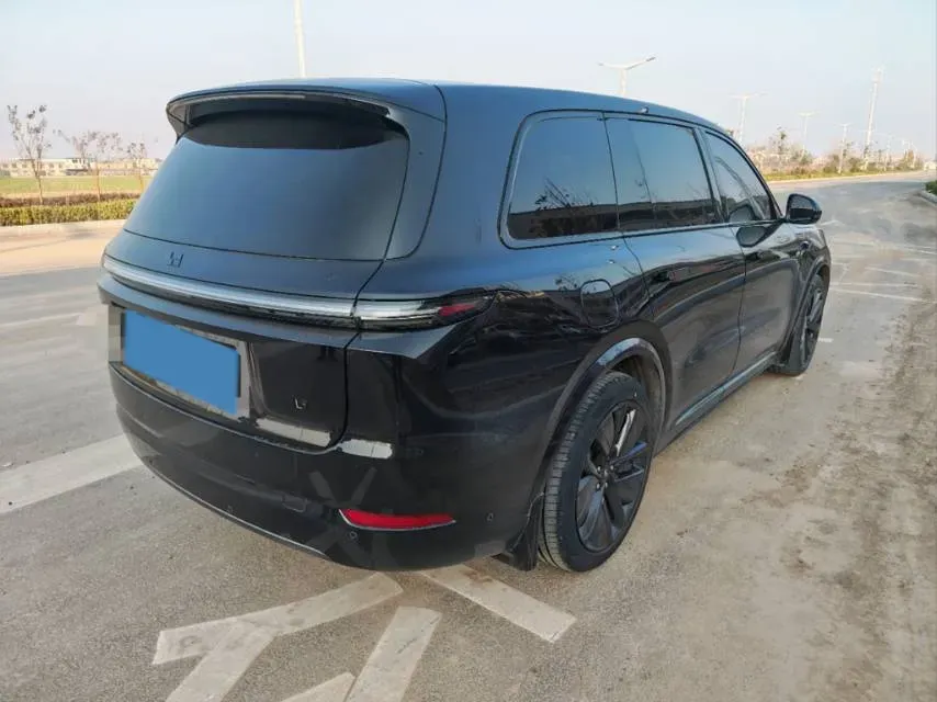 2022 Li L9 Range Extended 154HP REEV 42.6KWH,autocango,china used car exporter,china ev exporter,chinese used car exporter,chinese used ev exporter