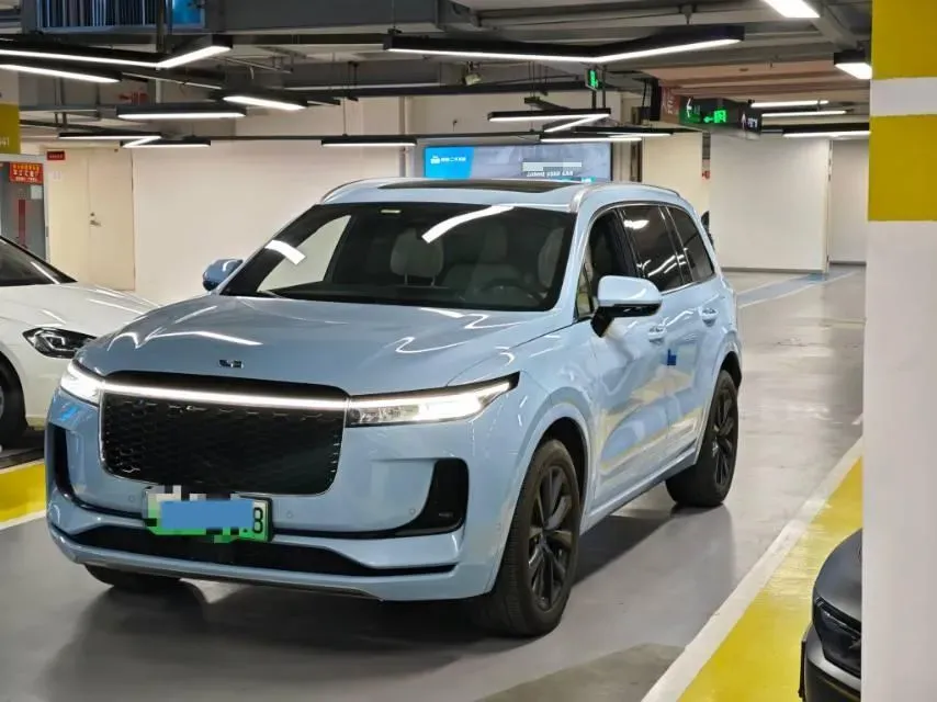 2021 Li ONE Range Extended 131HP REEV 40.5KWH,autocango,china used car exporter,china ev exporter,chinese used car exporter,chinese used ev exporter