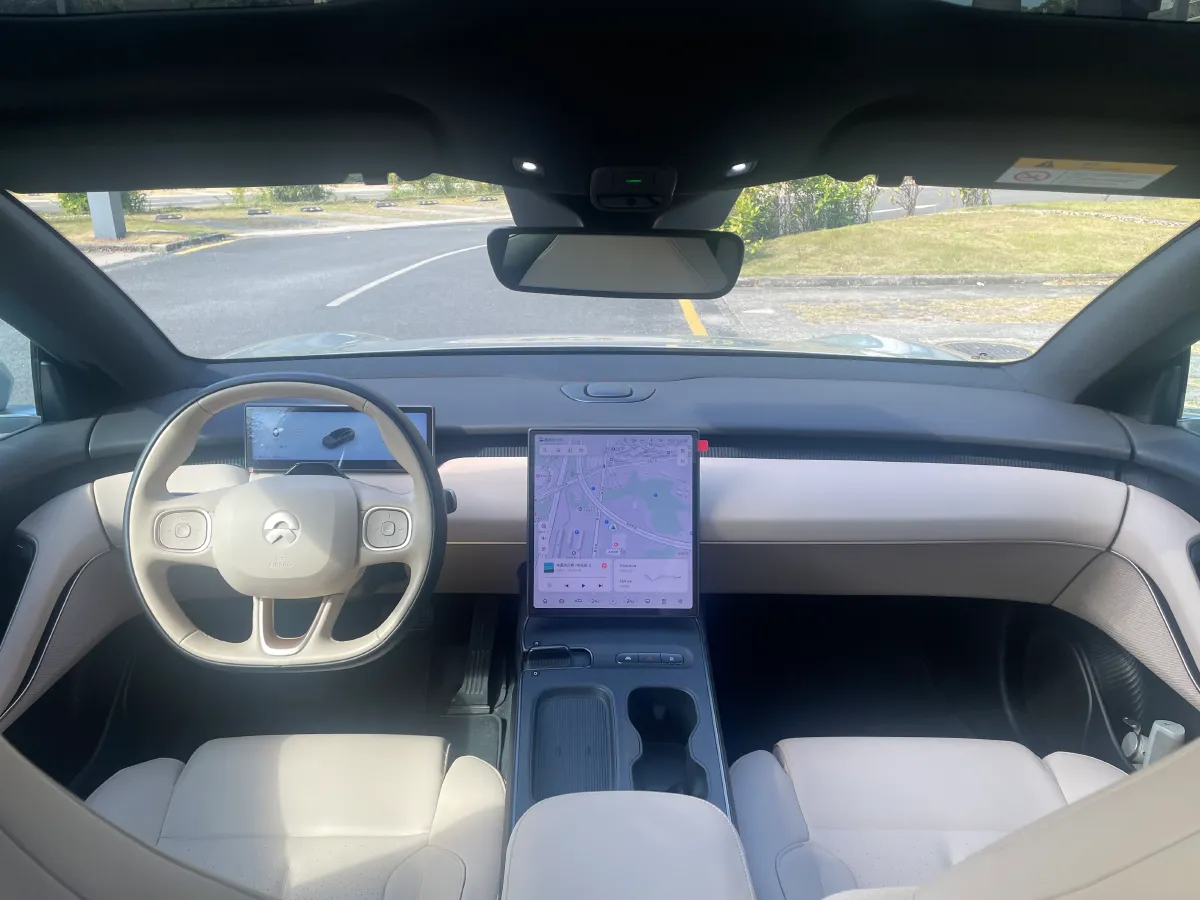 2023 NIO ET5T BEV 75KWH,autocango,china used car exporter,china ev exporter,chinese used car exporter,chinese used ev exporter