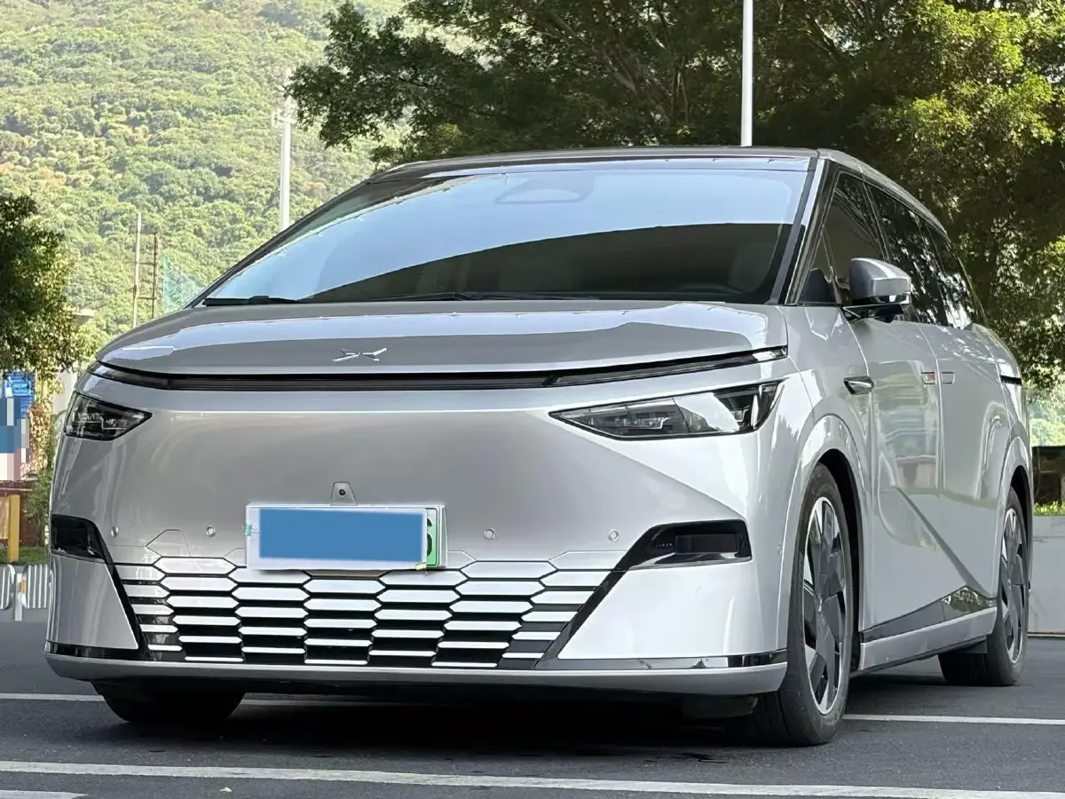2024 Xpeng X9 BEV 101.5KWH