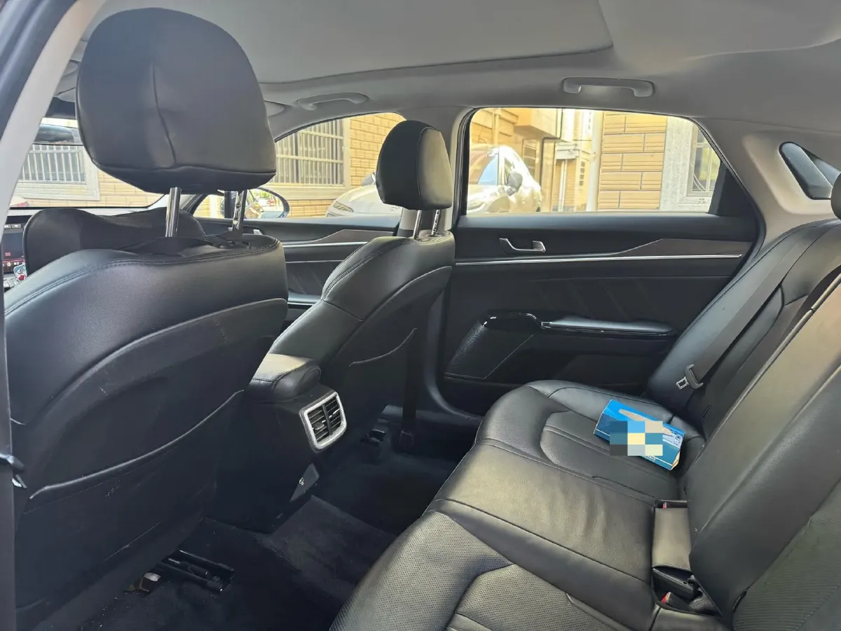 2020 Kia K5 2.0T 240HP L4 8AT,autocango,china used car exporter,china ev exporter,chinese used car exporter,chinese used ev exporter