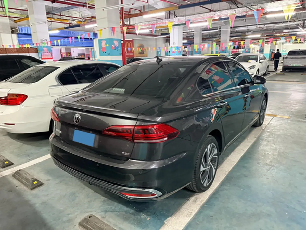 2023 Volkswagen Bora 1.5T 160HP L4 7DCT,autocango,china used car exporter,china ev exporter,chinese used car exporter,chinese used ev exporter