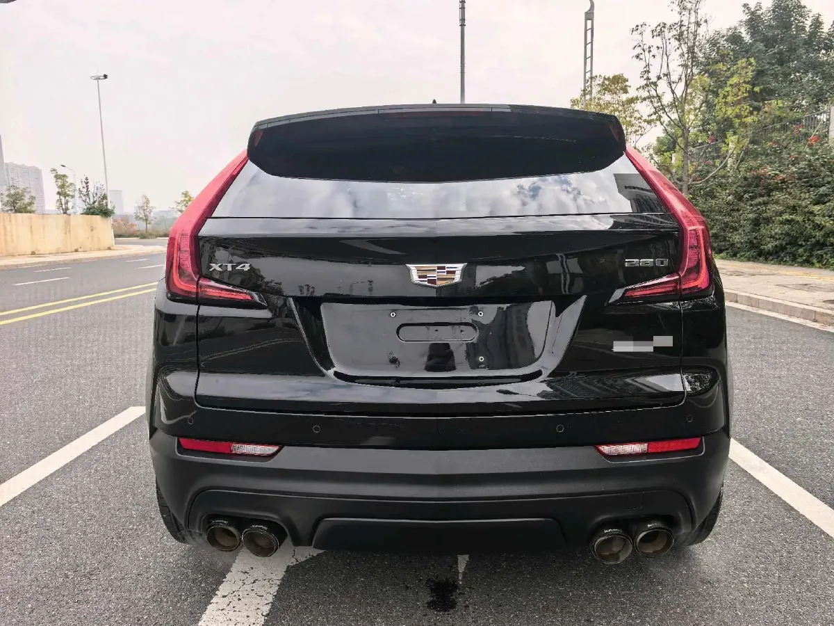 2021 Cadillac XT4 2.0T 237HP L4 9AT,autocango,china used car exporter,china ev exporter,chinese used car exporter,chinese used ev exporter