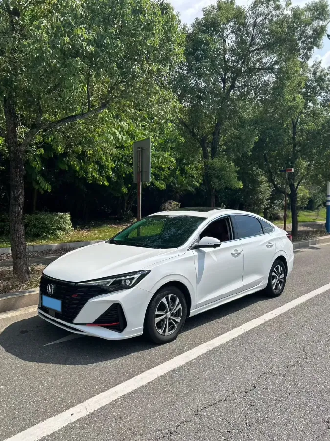 2021 ChangAn Eado 1.4T 160HP L4 7DCT,autocango,china used car exporter,china ev exporter,chinese used car exporter,chinese used ev exporter