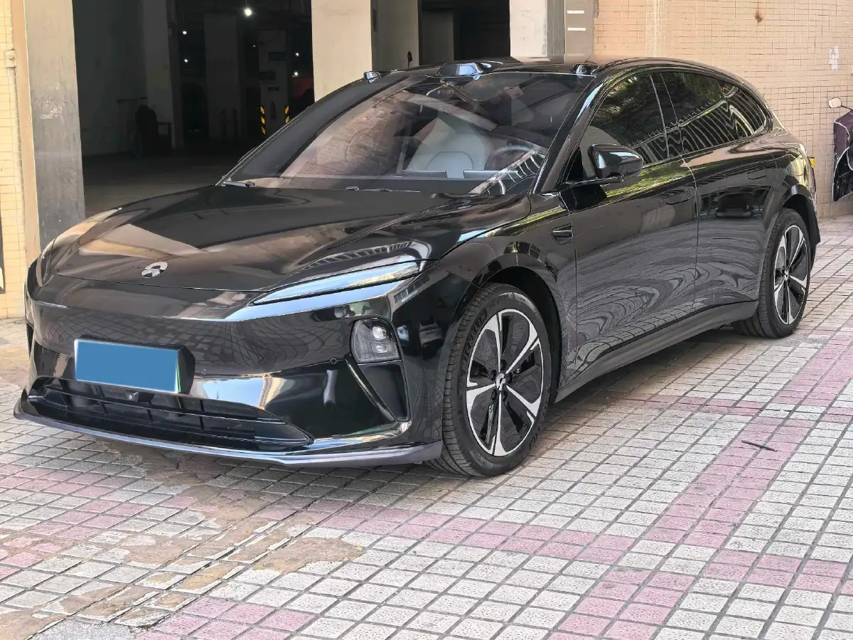 2024 NIO ET5T BEV 75KWH