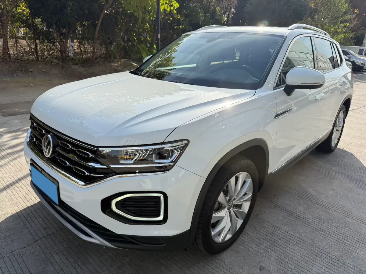 2020 Volkswagen Tayron 2.0T 220HP L4 7DCT