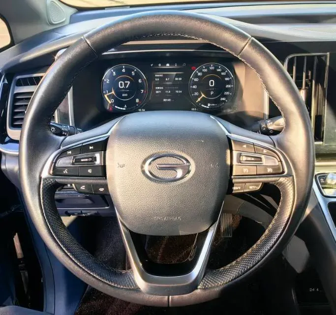 2021 GAC Trumpchi M8 2.0T 252HP L4 8AT,autocango,china used car exporter,china ev exporter,chinese used car exporter,chinese used ev exporter