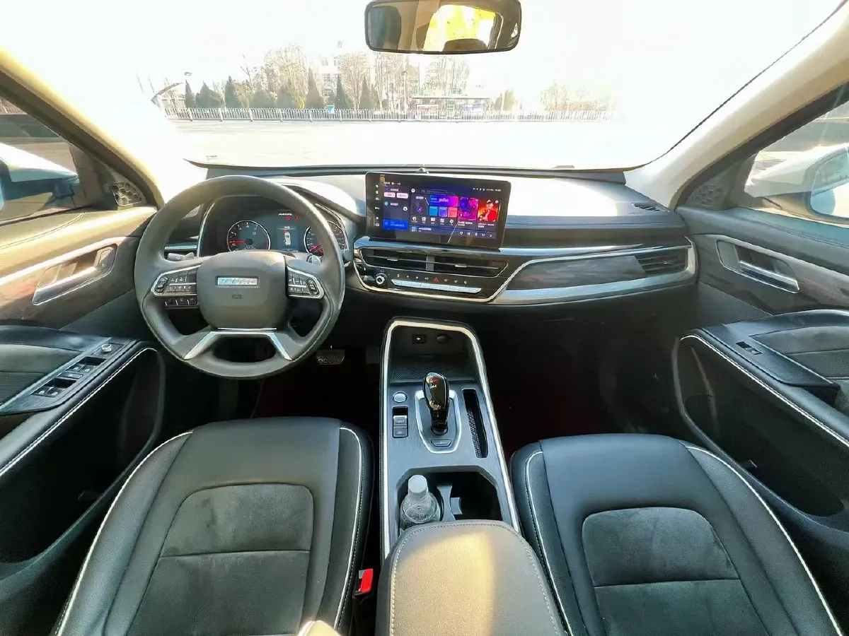 2025 Haval H6 1.5T 150HP L4 7DCT,autocango,china used car exporter,china ev exporter,chinese used car exporter,chinese used ev exporter