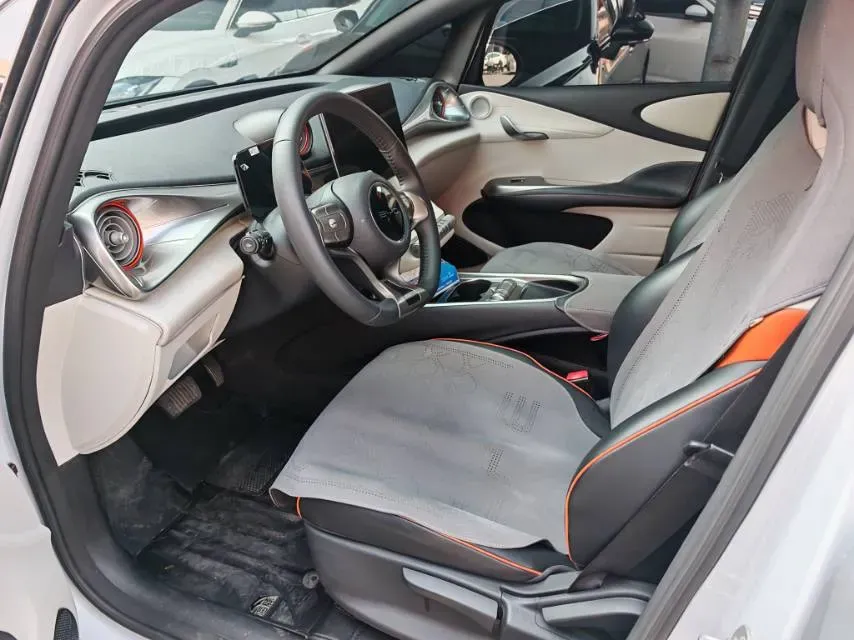 2021 Ford Escort 1.5L 122HP L3 6AT,autocango,china used car exporter,china ev exporter,chinese used car exporter,chinese used ev exporter