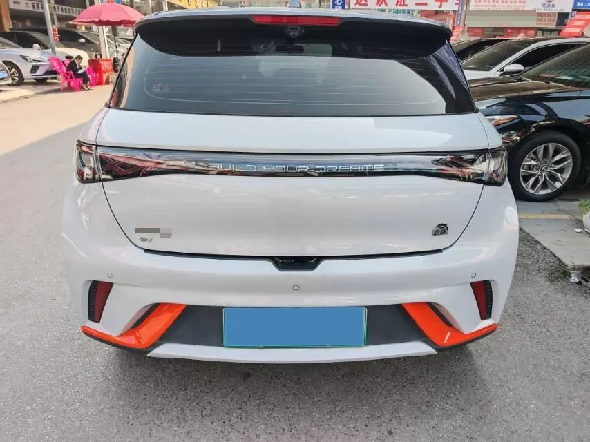 2021 Ford Escort 1.5L 122HP L3 6AT,autocango,china used car exporter,china ev exporter,chinese used car exporter,chinese used ev exporter