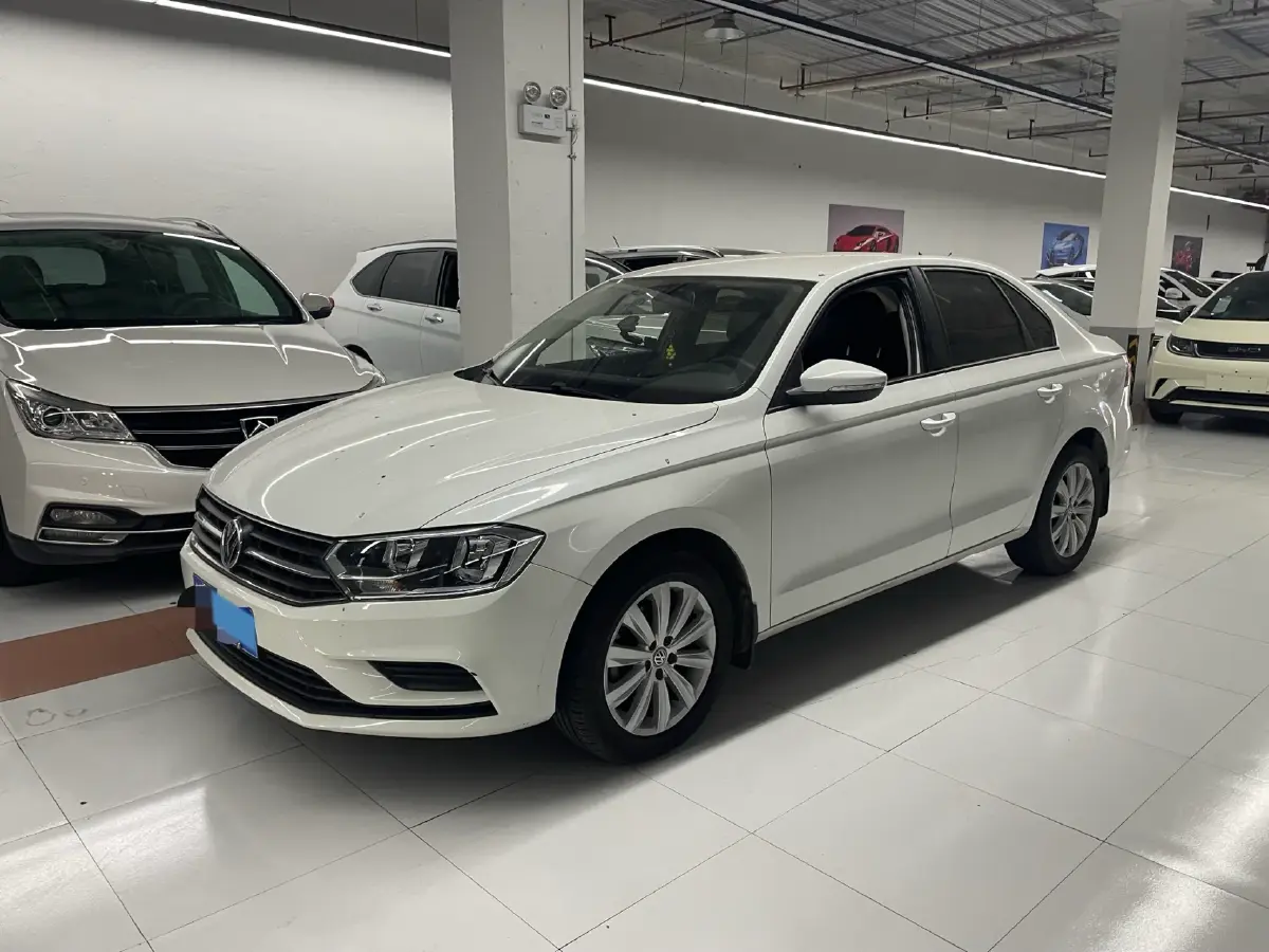 2019 Volkswagen Bora 1.5L 112HP L4 6AT