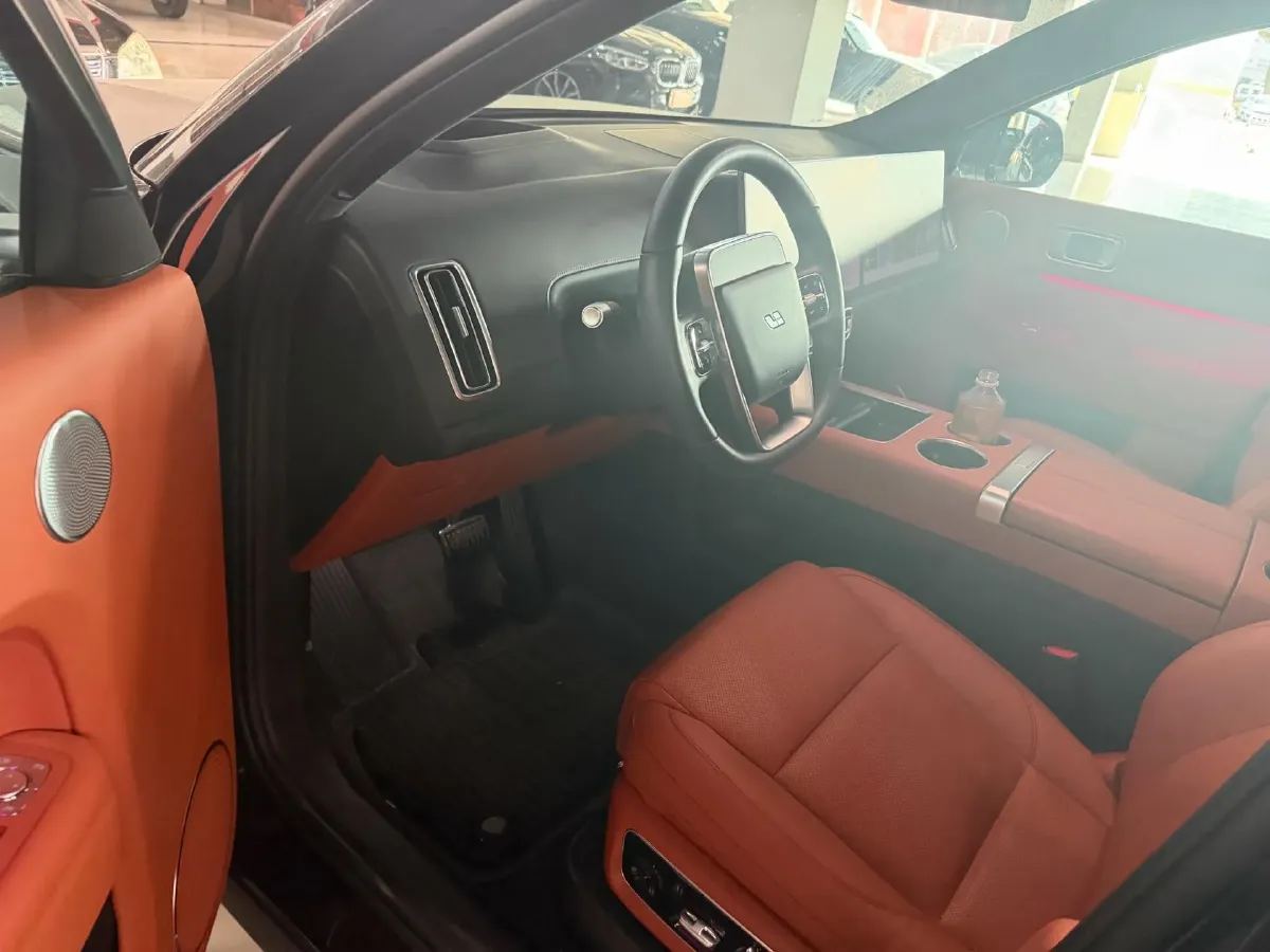 2023 Li L8 Range Extended 154HP REEV 40.9KWH,autocango,china used car exporter,china ev exporter,chinese used car exporter,chinese used ev exporter