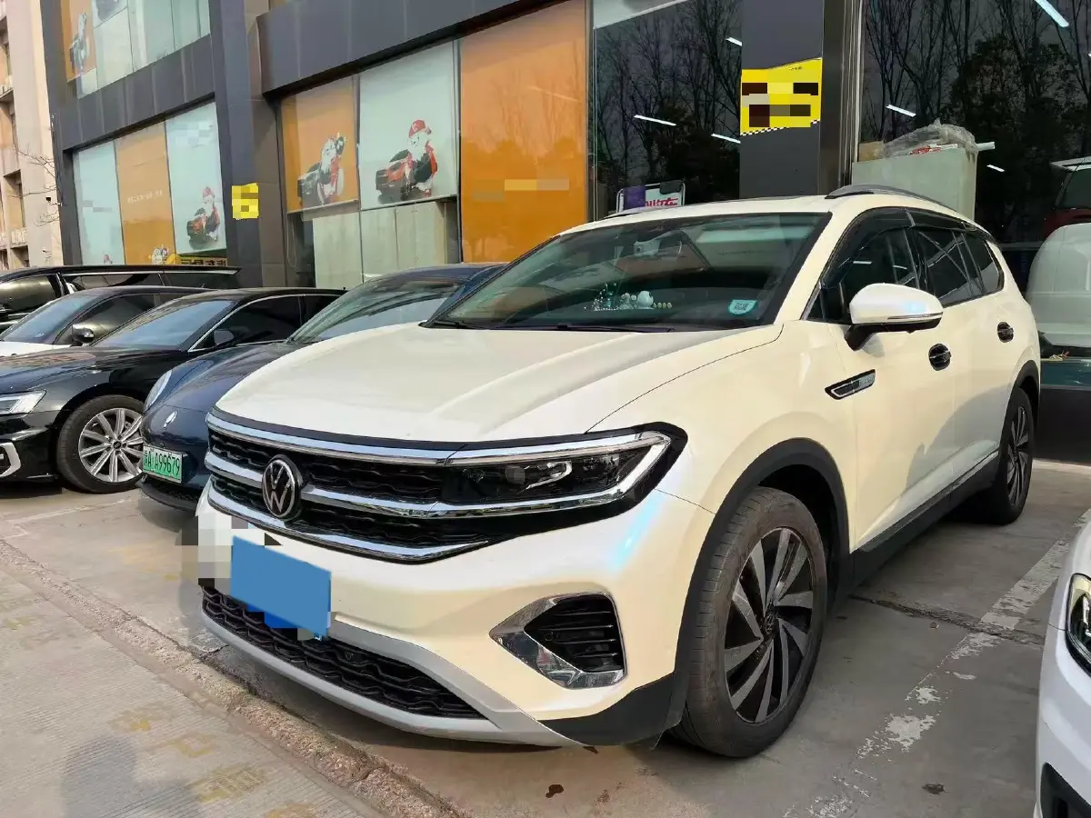 2021 Volkswagen Talagon 2.0T 220HP L4 7DCT