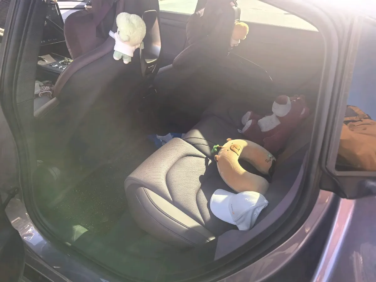 2024 MI SU7 BEV 94.3KWH,autocango,china used car exporter,china ev exporter,chinese used car exporter,chinese used ev exporter