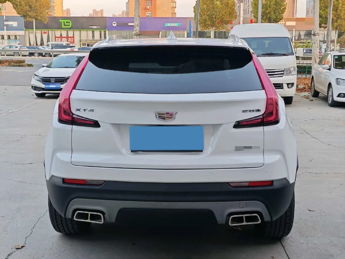 2020 Cadillac XT4 2.0T 241HP L4 9AT,autocango,china used car exporter,china ev exporter,chinese used car exporter,chinese used ev exporter