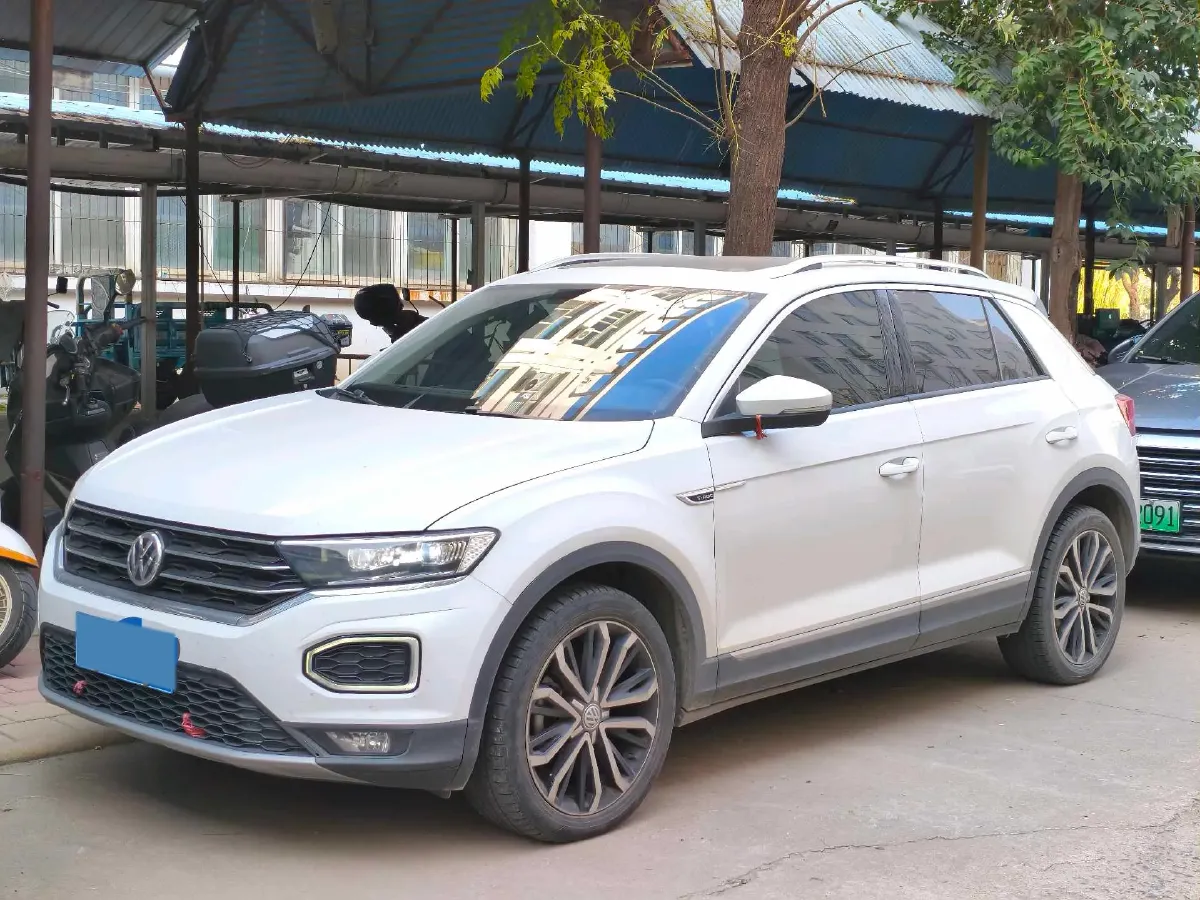 2021 Volkswagen T-Roc 1.4T 150HP L4 7DCT,autocango,china used car exporter,china ev exporter,chinese used car exporter,chinese used ev exporter