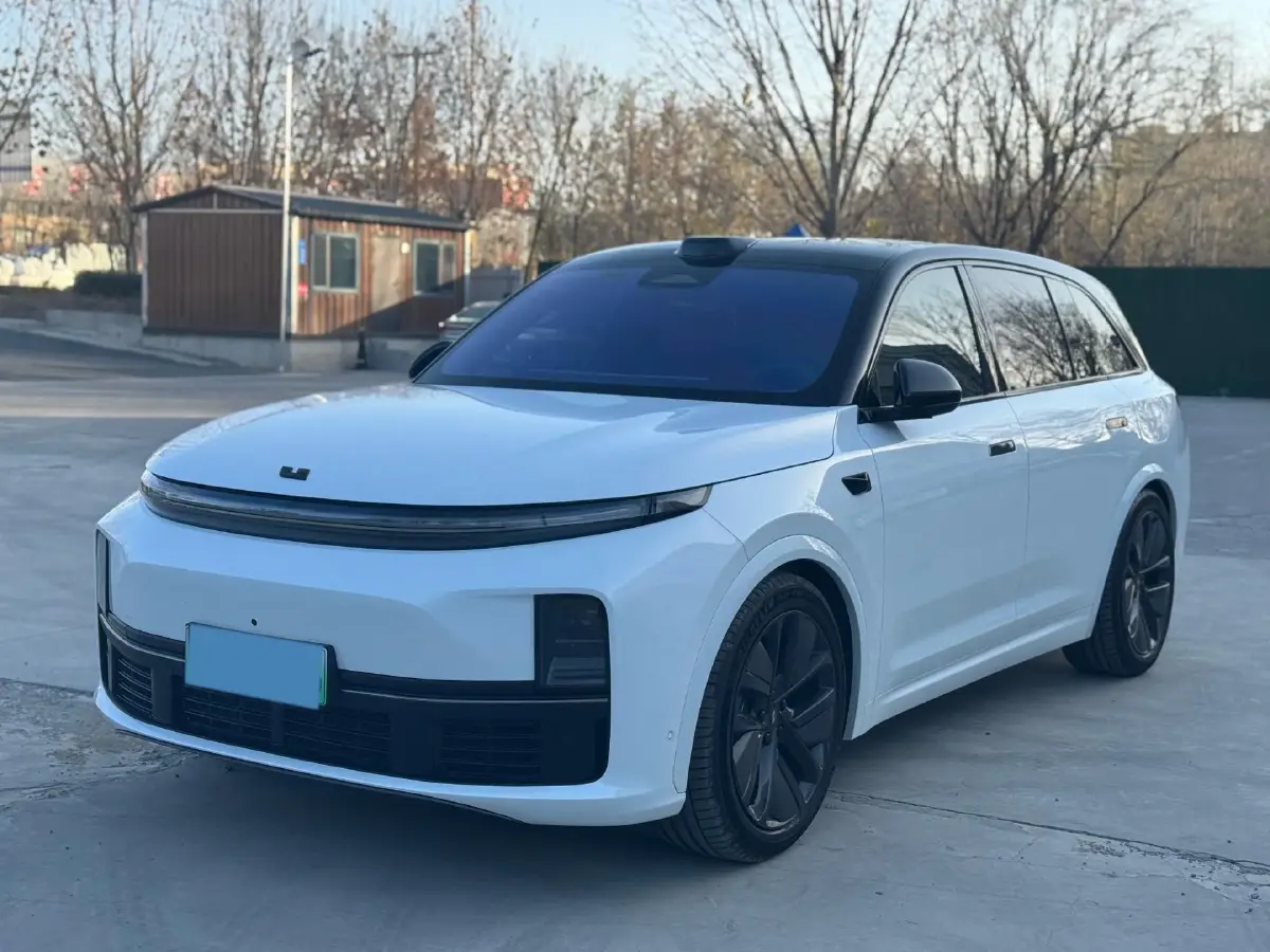 2024 Li L8 Range Extended 154HP REEV 42.8KWH