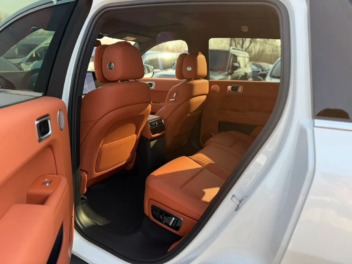 2025 Li L7 Range Extended 154HP REEV,autocango,china used car exporter,china ev exporter,chinese used car exporter,chinese used ev exporter