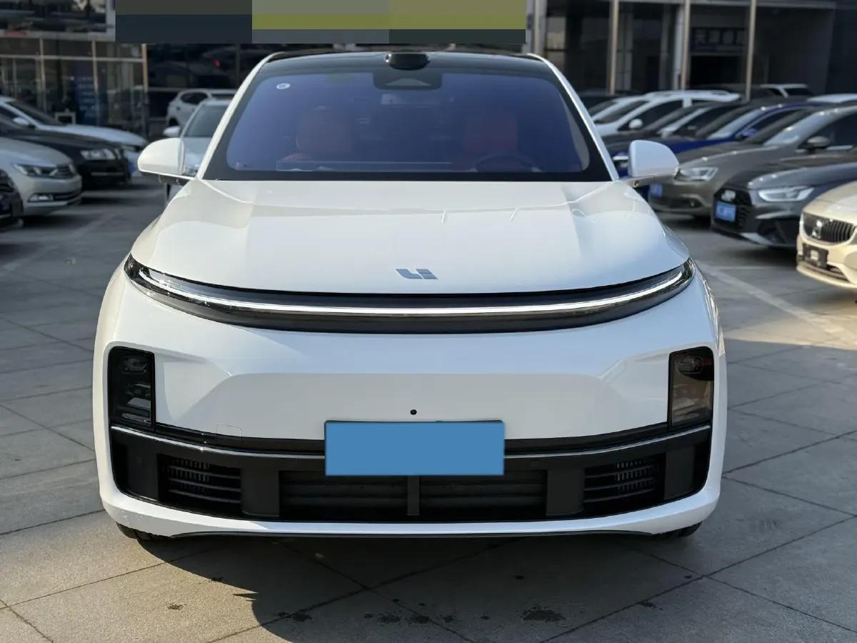 2025 Li L7 Range Extended 154HP REEV,autocango,china used car exporter,china ev exporter,chinese used car exporter,chinese used ev exporter