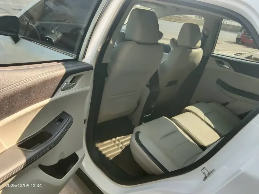 2022 BYD Destroyer 05 1.5L 110HP L4 E-CVT PHEV 8.3KWH,autocango,china used car exporter,china ev exporter,chinese used car exporter,chinese used ev exporter