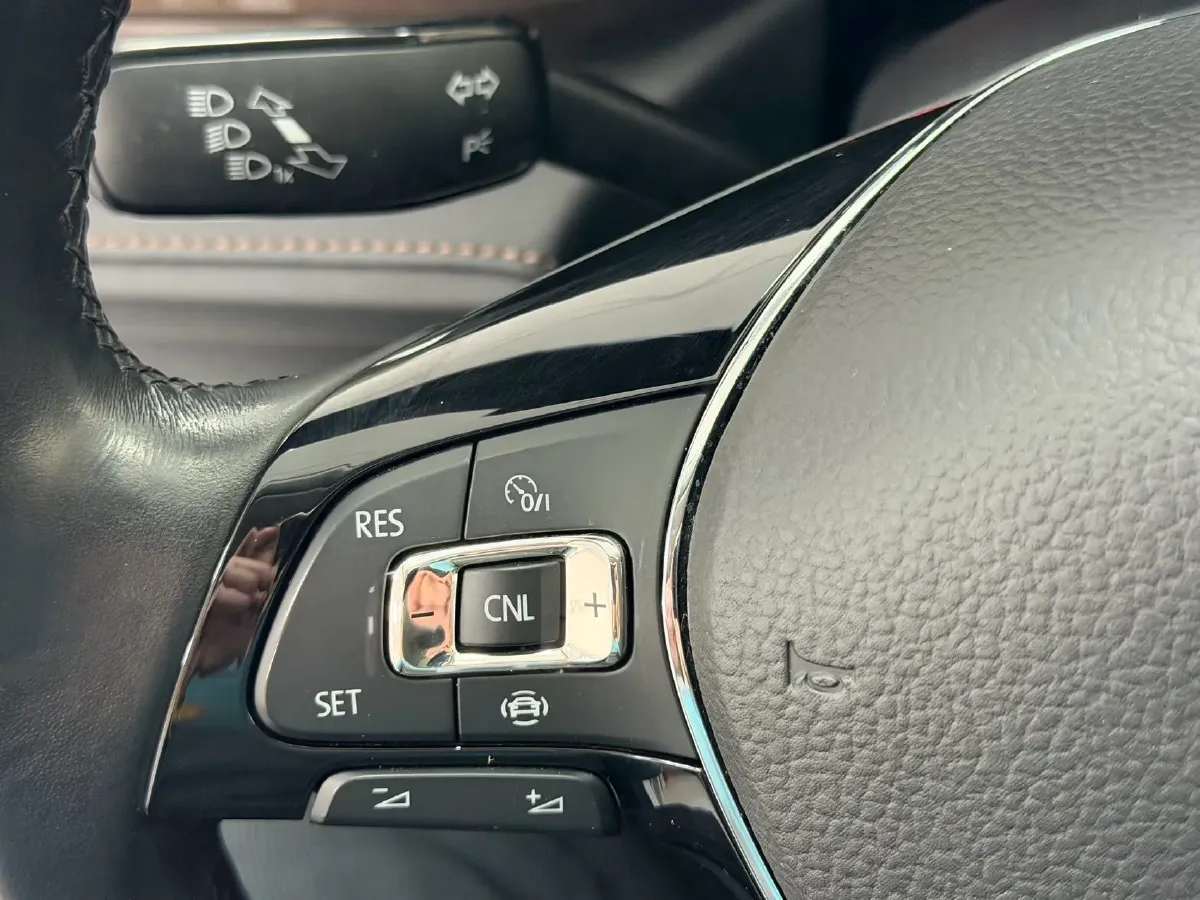 2021 Volkswagen Tharu 1.4T 150HP L4 7DCT,autocango,china used car exporter,china ev exporter,chinese used car exporter,chinese used ev exporter