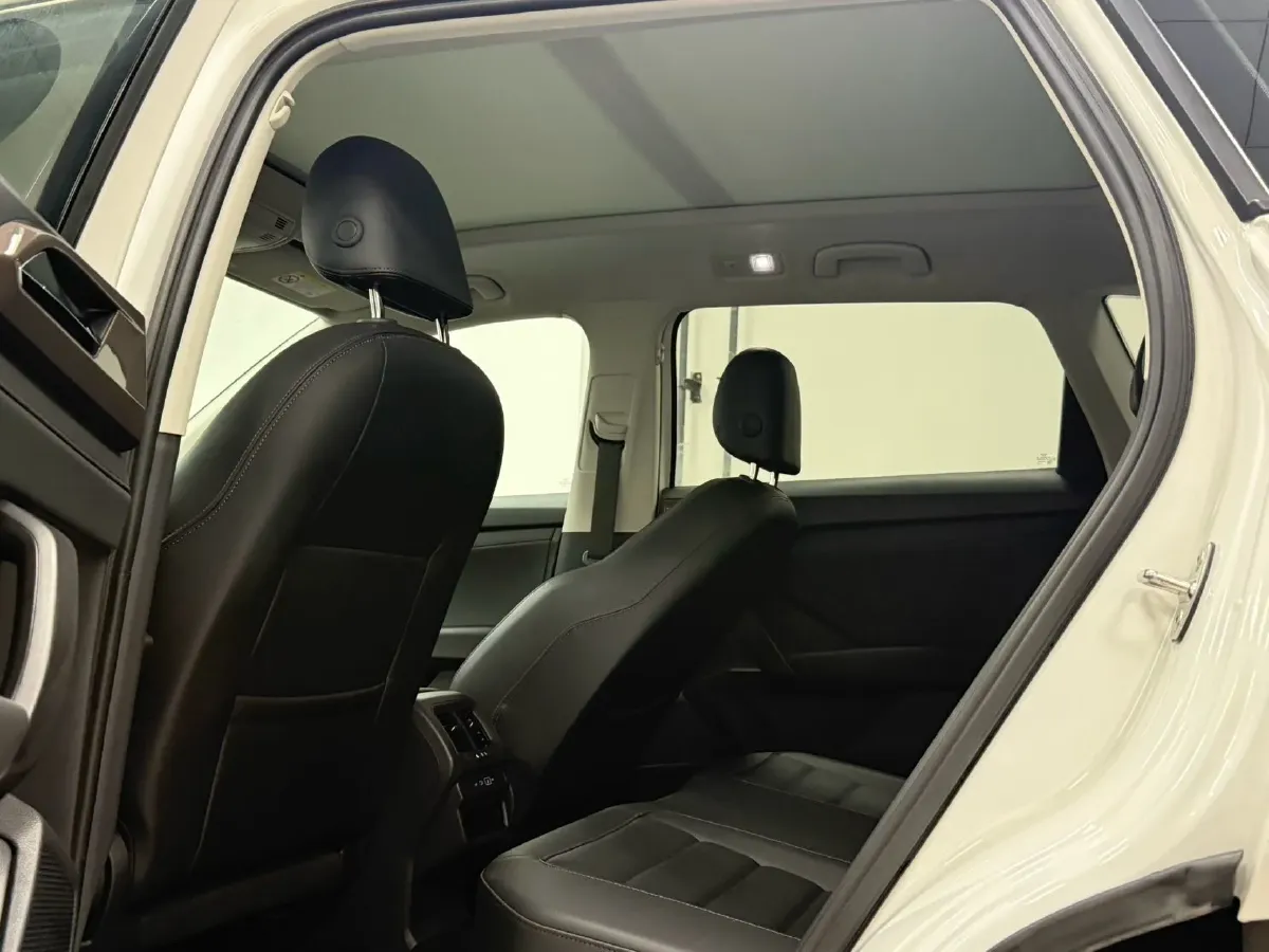 2021 Volkswagen Tharu 1.4T 150HP L4 7DCT,autocango,china used car exporter,china ev exporter,chinese used car exporter,chinese used ev exporter