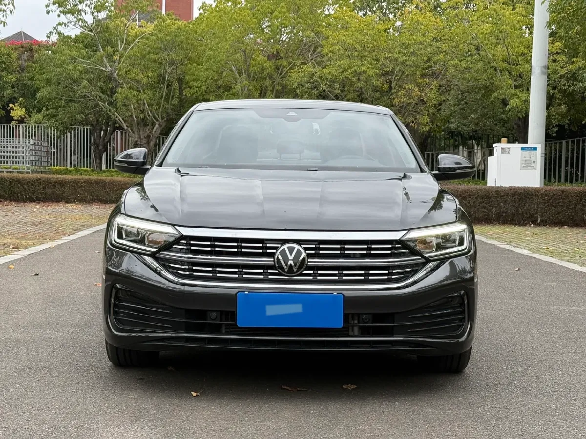 2023 Volkswagen Sagitar 1.5T 160HP L4 7DCT,autocango,china used car exporter,china ev exporter,chinese used car exporter,chinese used ev exporter