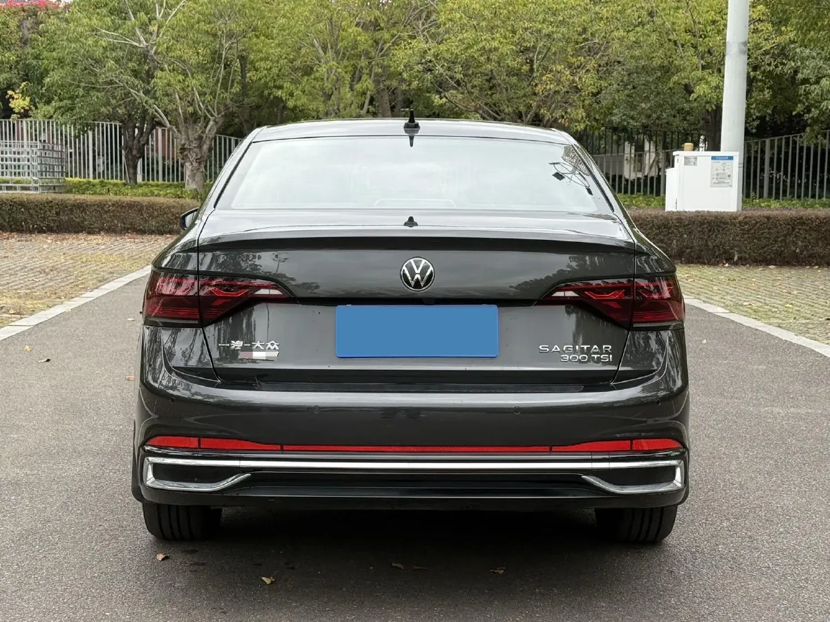 2023 Volkswagen Sagitar 1.5T 160HP L4 7DCT,autocango,china used car exporter,china ev exporter,chinese used car exporter,chinese used ev exporter