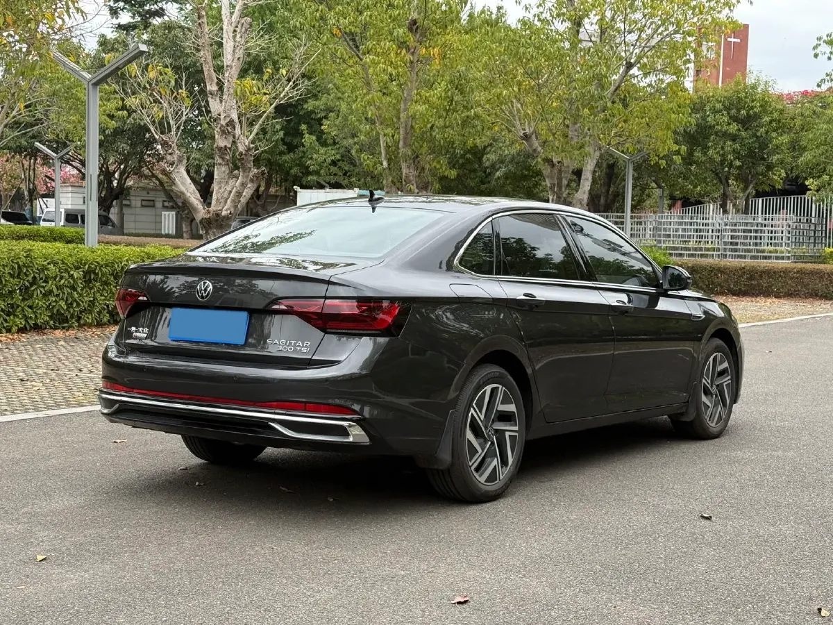 2023 Volkswagen Sagitar 1.5T 160HP L4 7DCT,autocango,china used car exporter,china ev exporter,chinese used car exporter,chinese used ev exporter